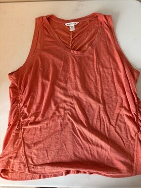 Athleta Coral Scoop Neck Tank Top